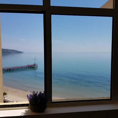 아파트 Atrium Beach *