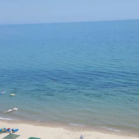 아파트 Atrium Beach