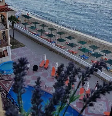 Atrium Beach * Elenite